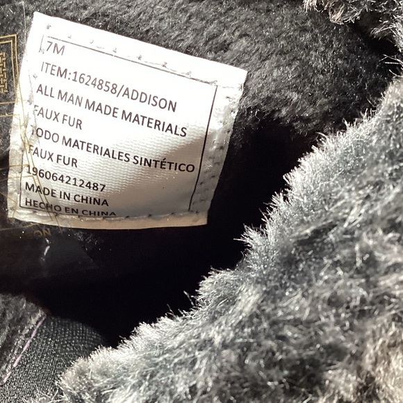 Khombu‎ Addison Black Faux Fur Lined Side  All Weather Boots Women's Size 7 - Picture 10 of 10